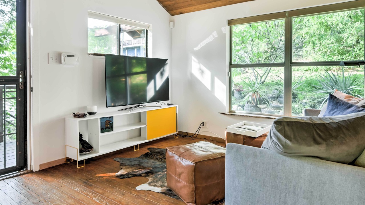 Photo of Livingroom in Blackshear-Prospect Hill