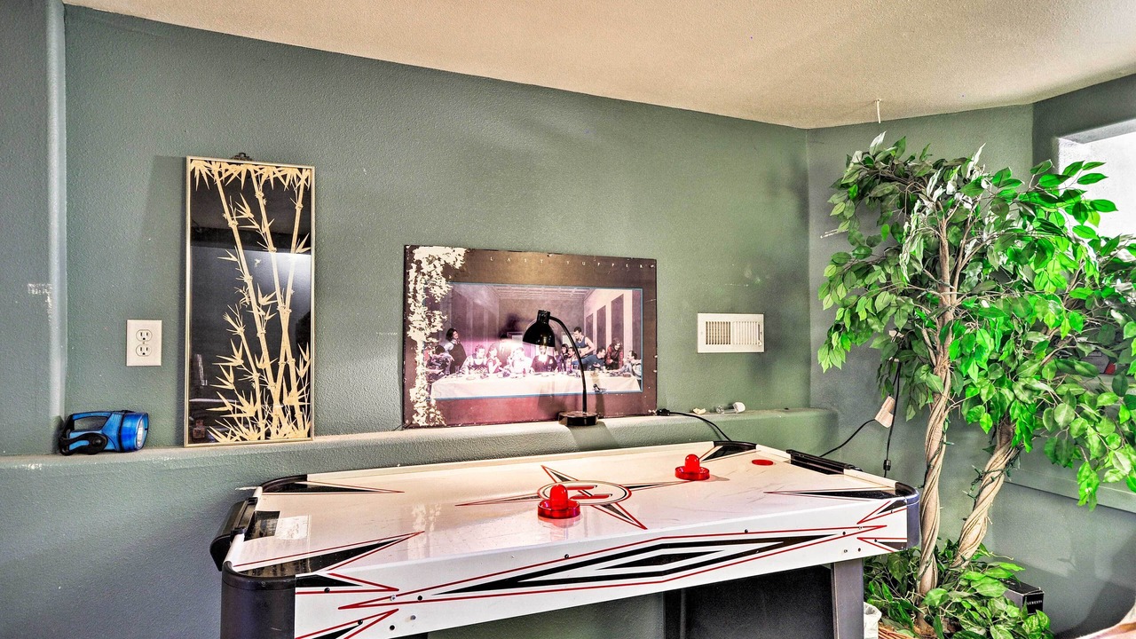 Photo of Bedroom in Oak Grove