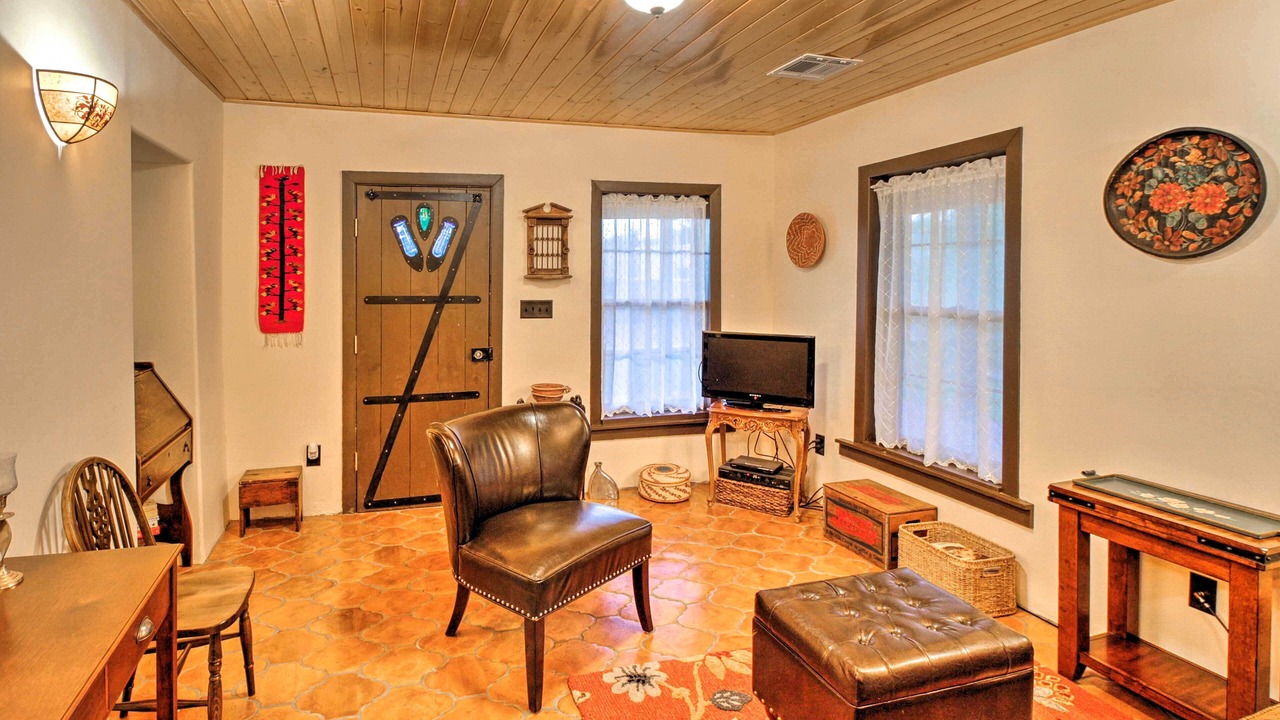 Photo of Livingroom in Mesilla