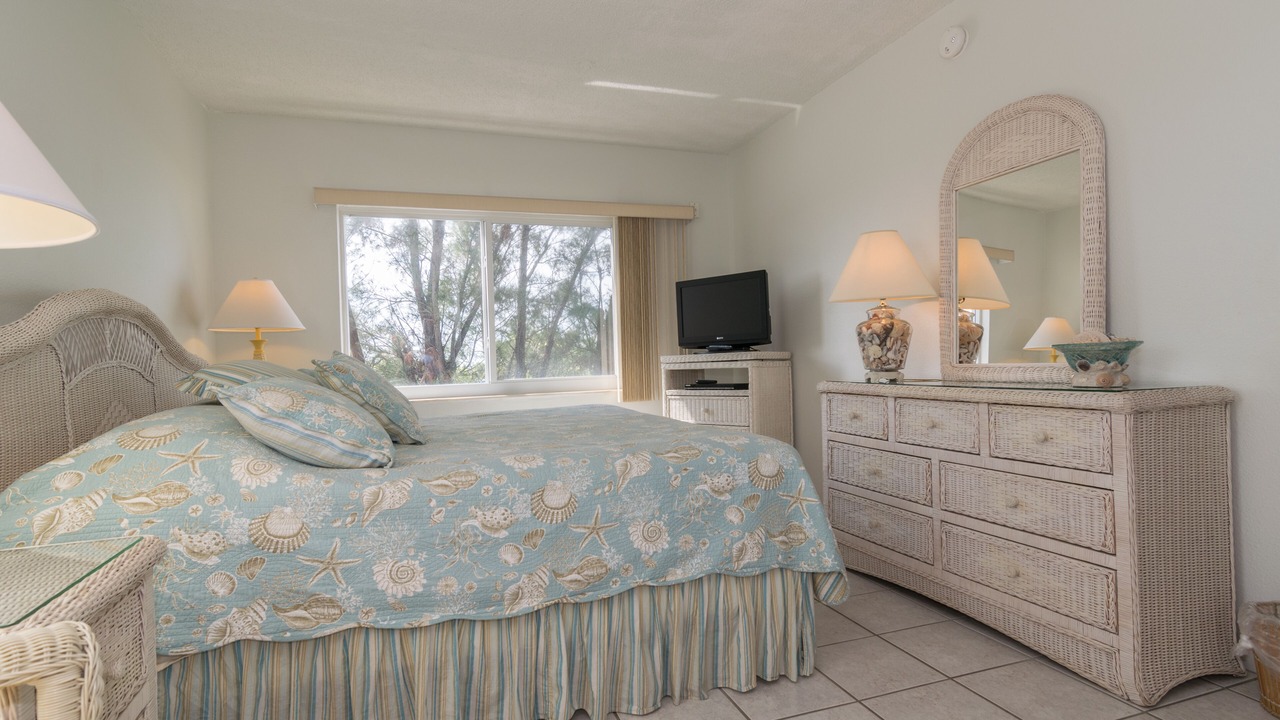 Photo of Bedroom in Holmes Beach