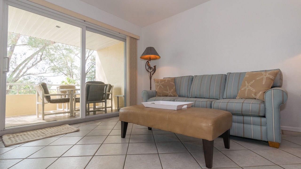 Photo of Livingroom in Holmes Beach