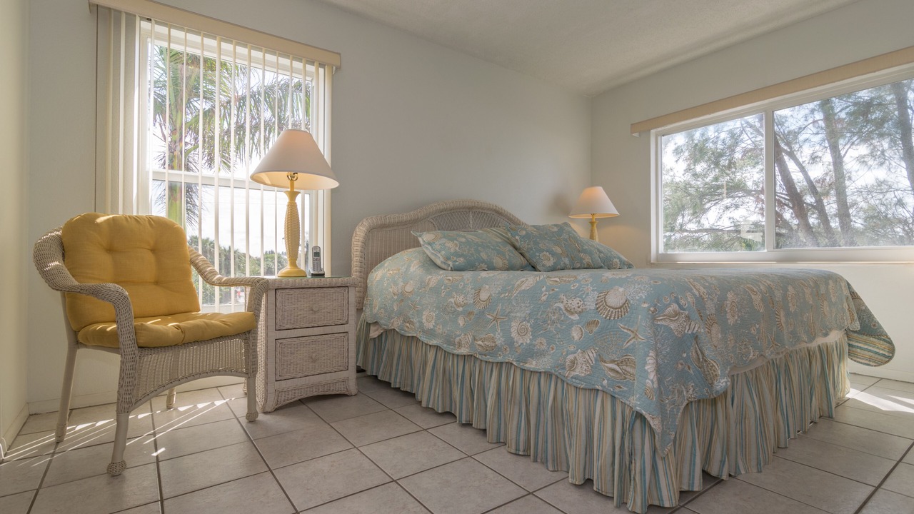 Photo of Bedroom in Holmes Beach