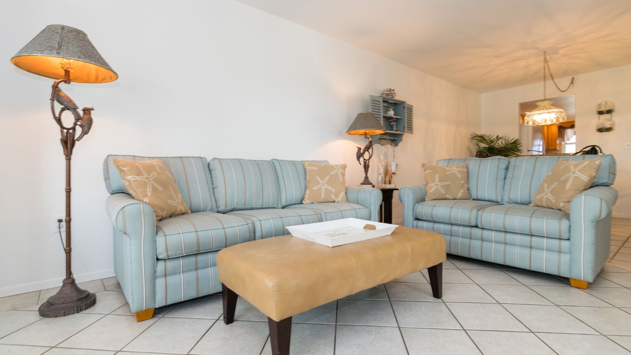 Photo of Livingroom in Holmes Beach