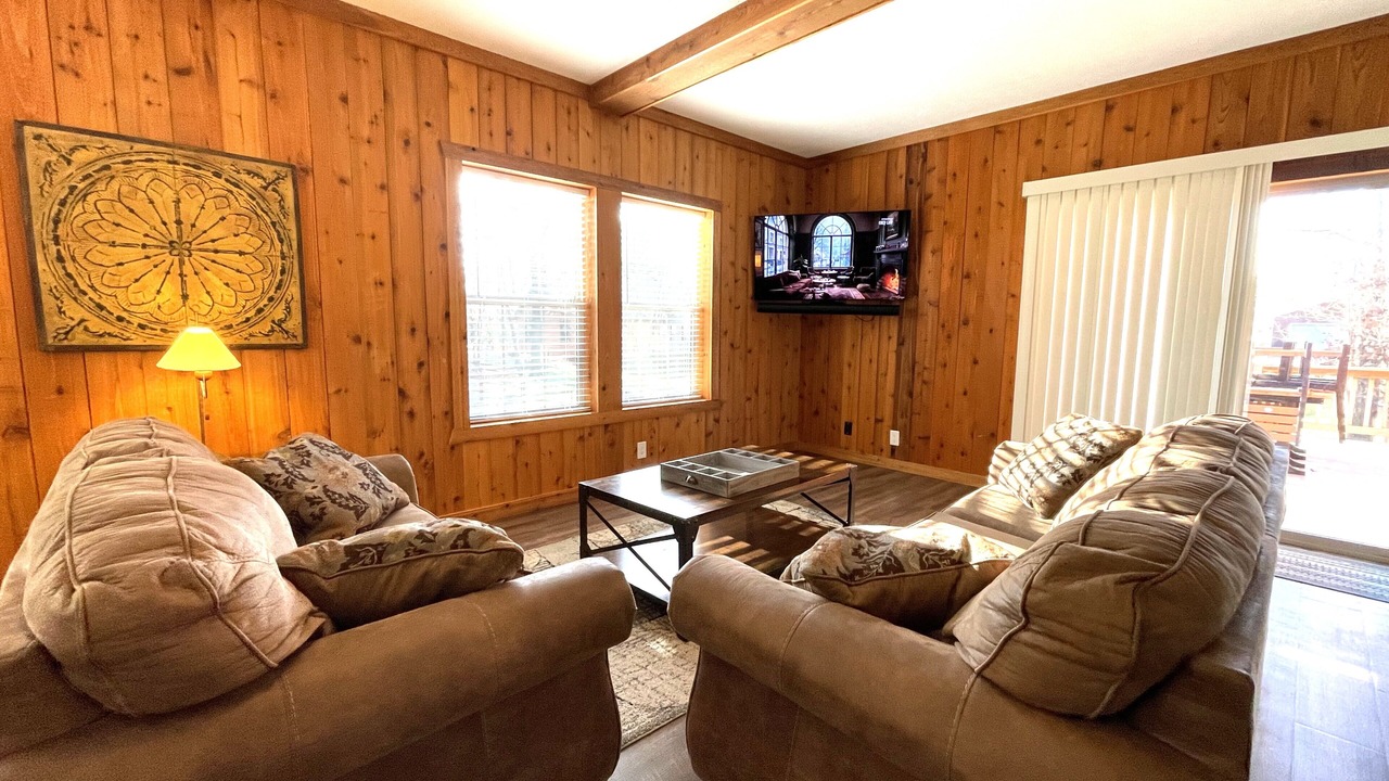 Photo of Livingroom in Spring Brook
