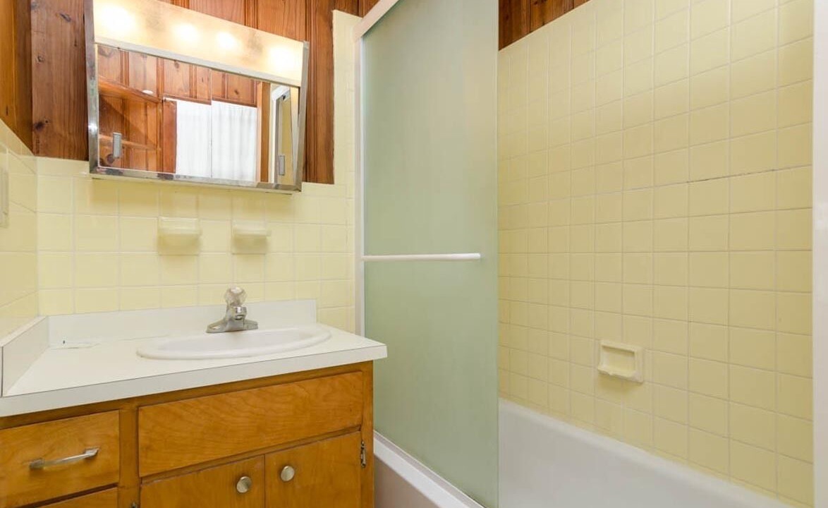 Photo of Bathroom in Wrightsville Beach