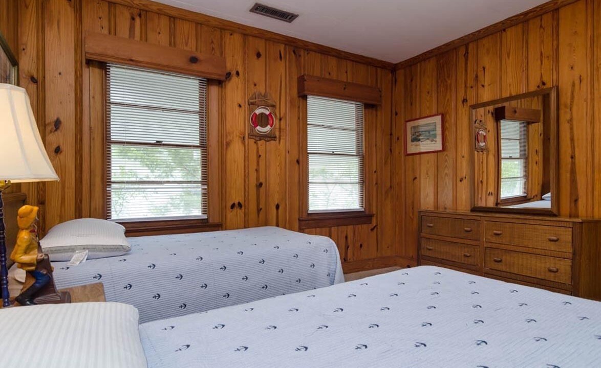 Photo of Bedroom in Wrightsville Beach