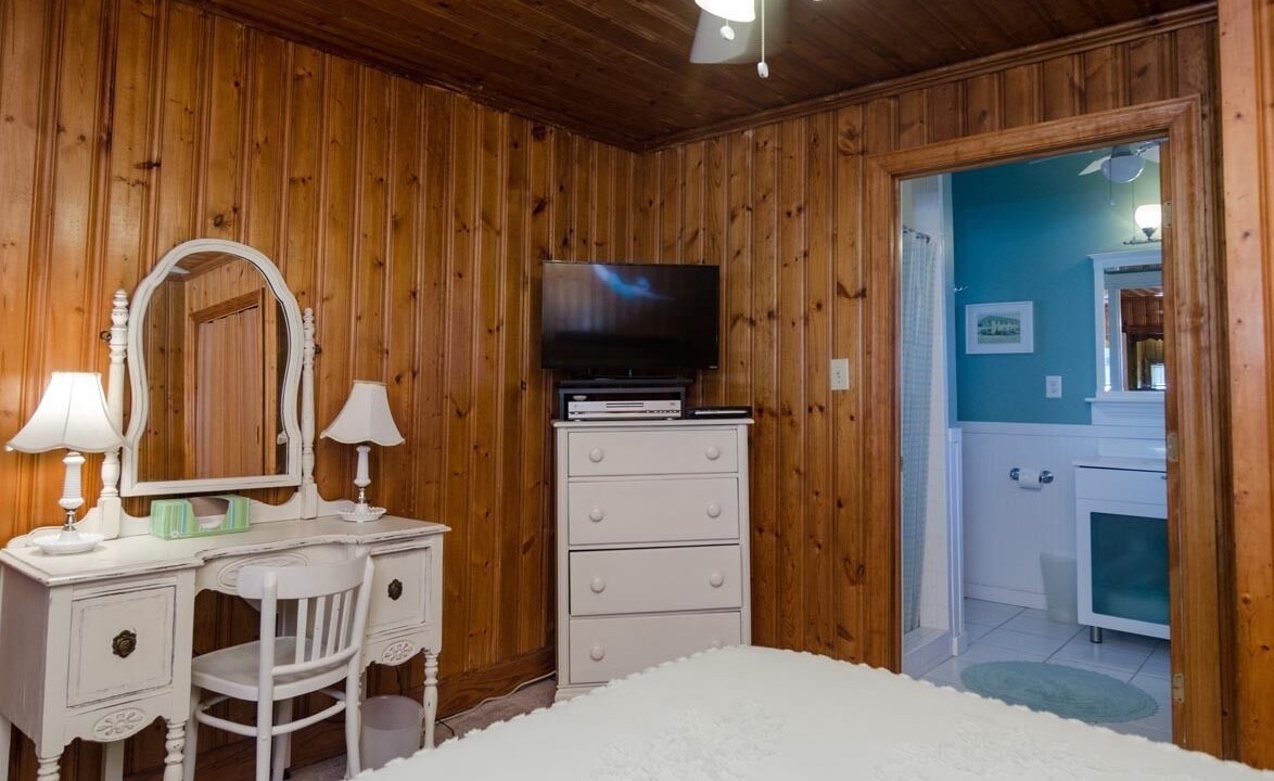 Photo of Bedroom in North Carolina Coast