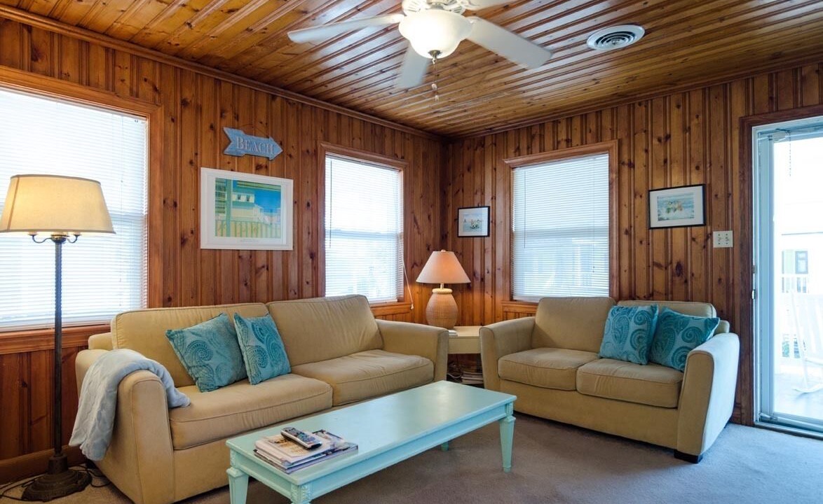 Photo of Livingroom in North Carolina Coast