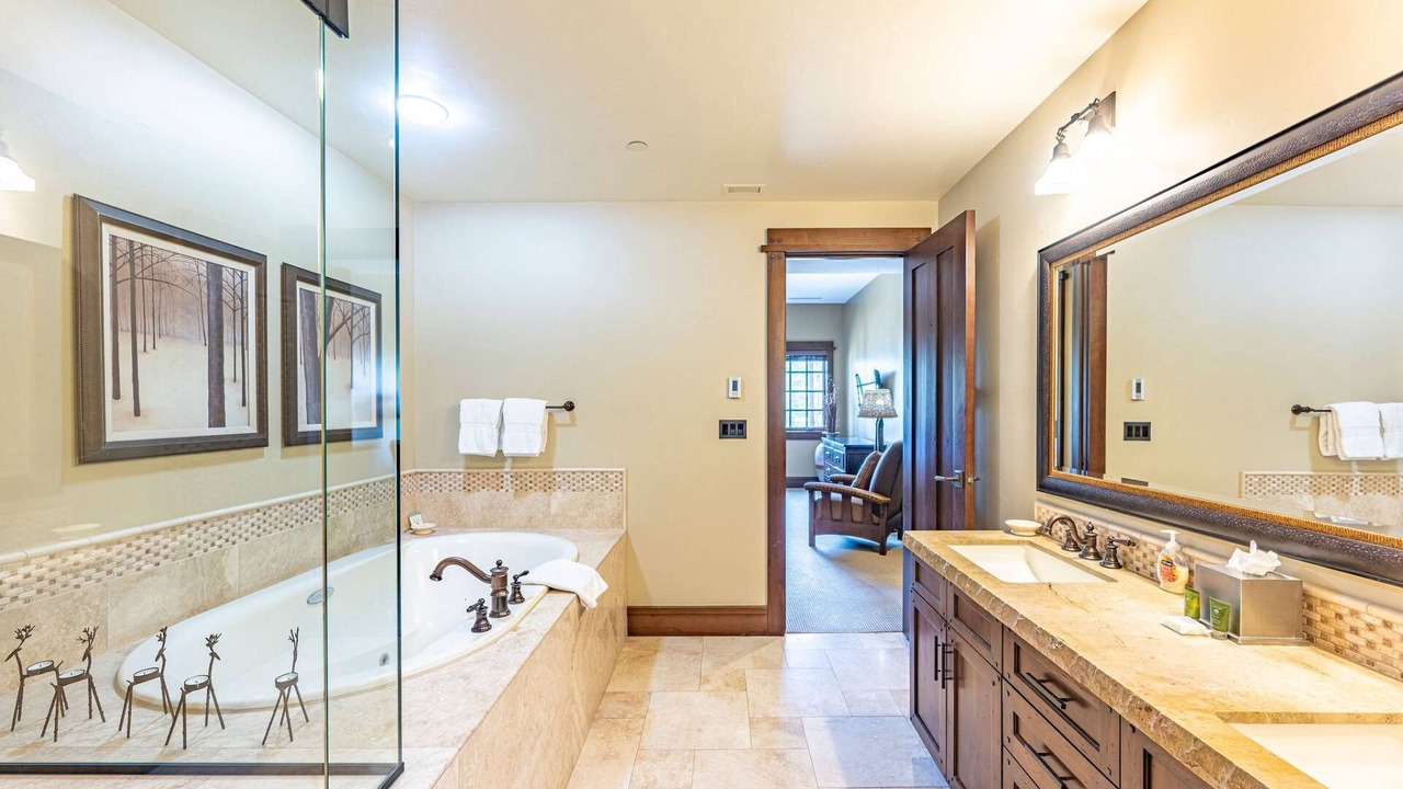 Photo of Bathroom in Empire Pass