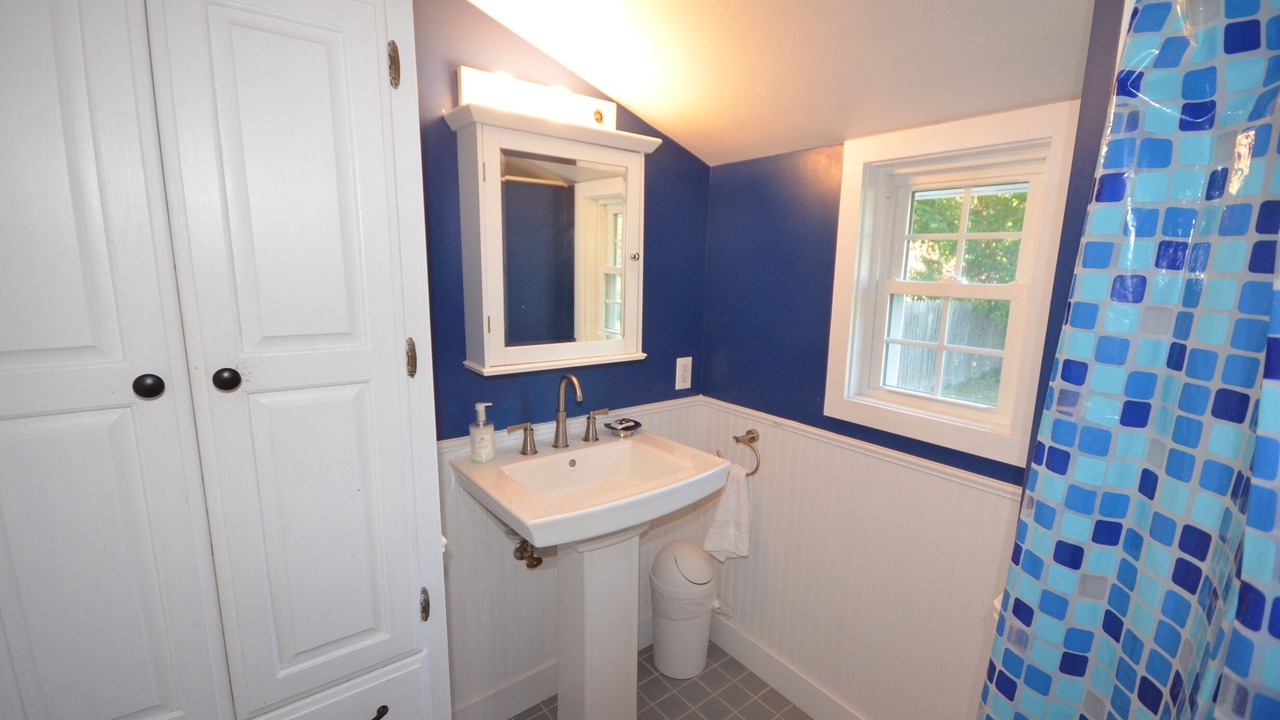 Photo of Bathroom in Empire