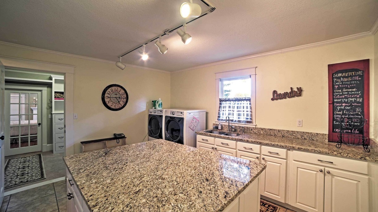 Photo of Bedroom in Cleveland