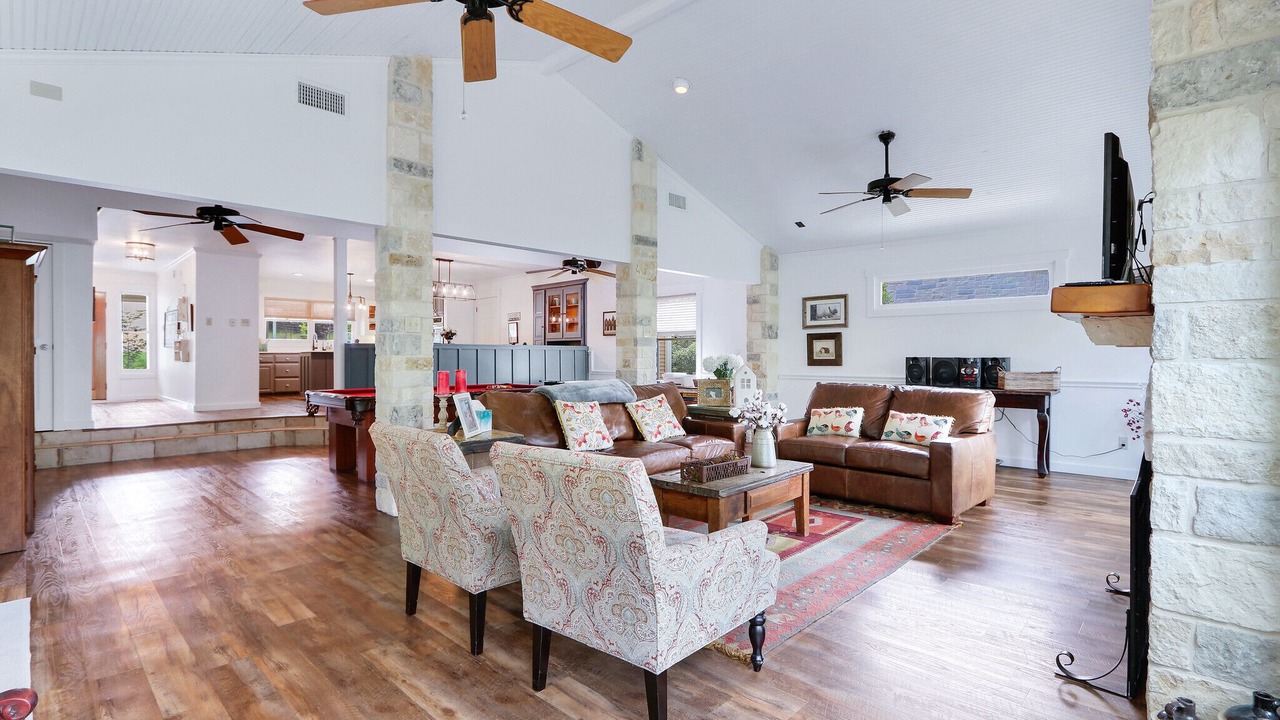 Photo of Bedroom in Wimberley