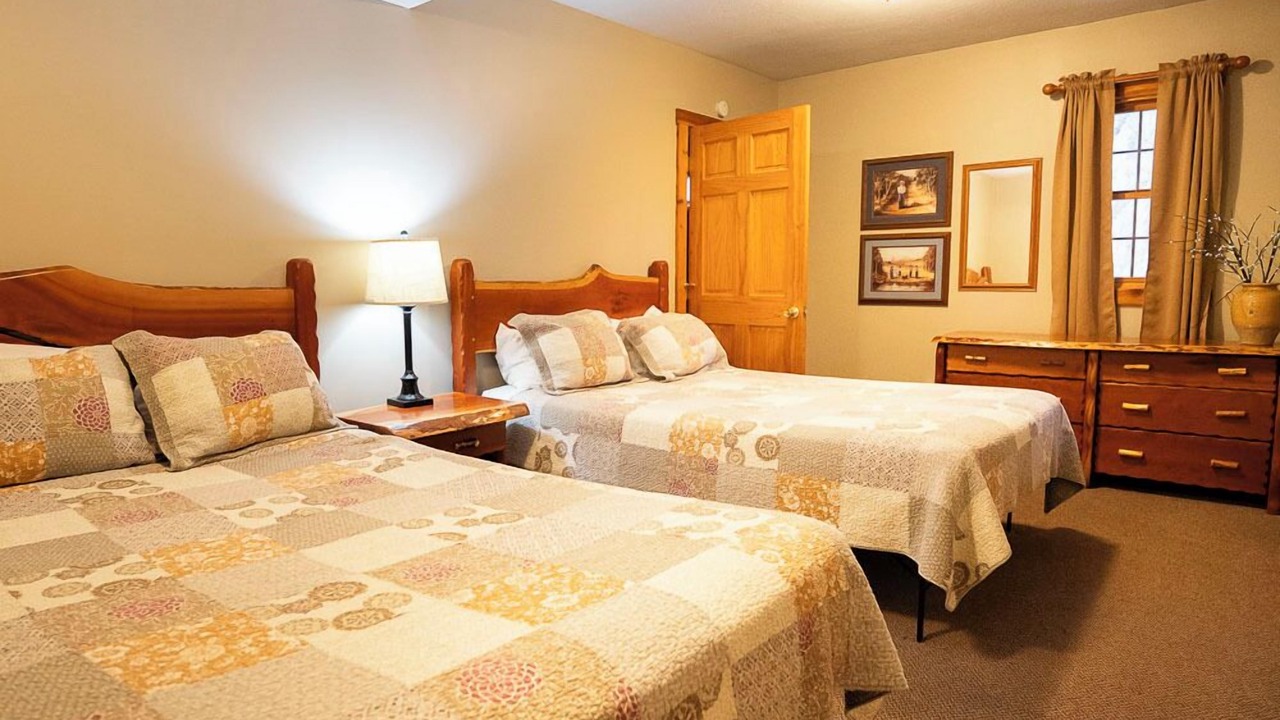 Photo of Others in Logan