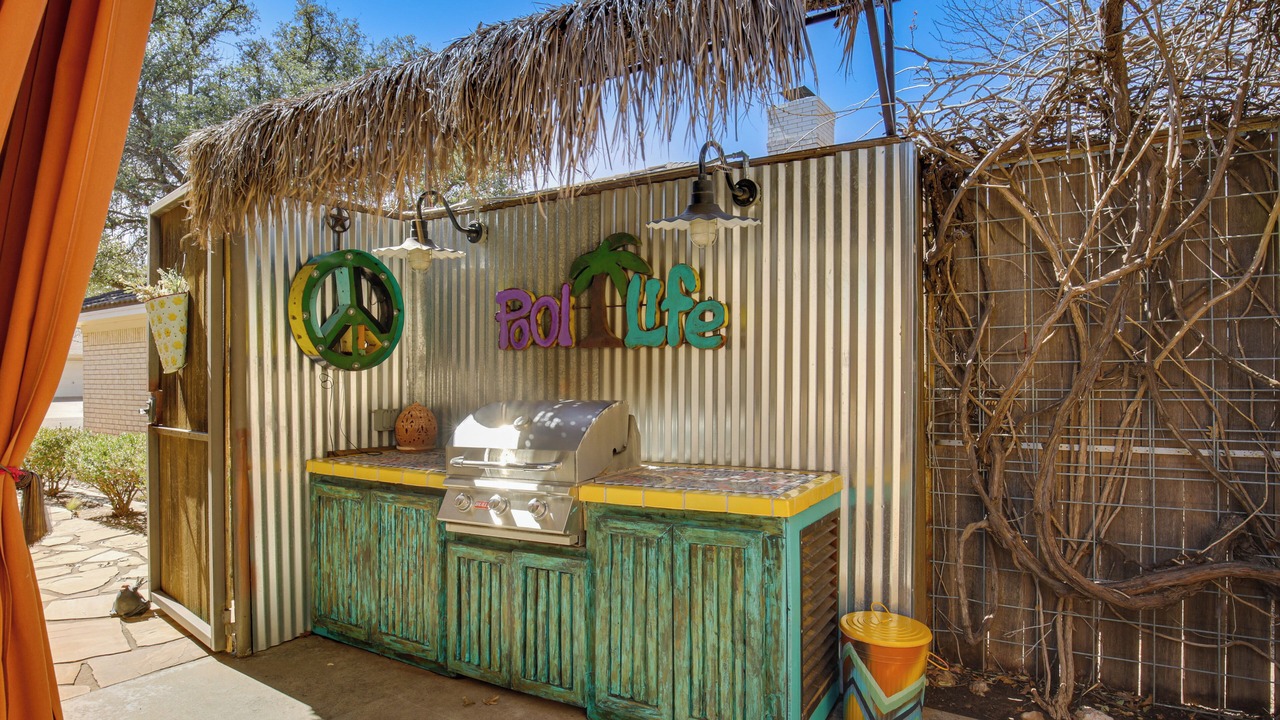 Photo of Outdoor in Raintree