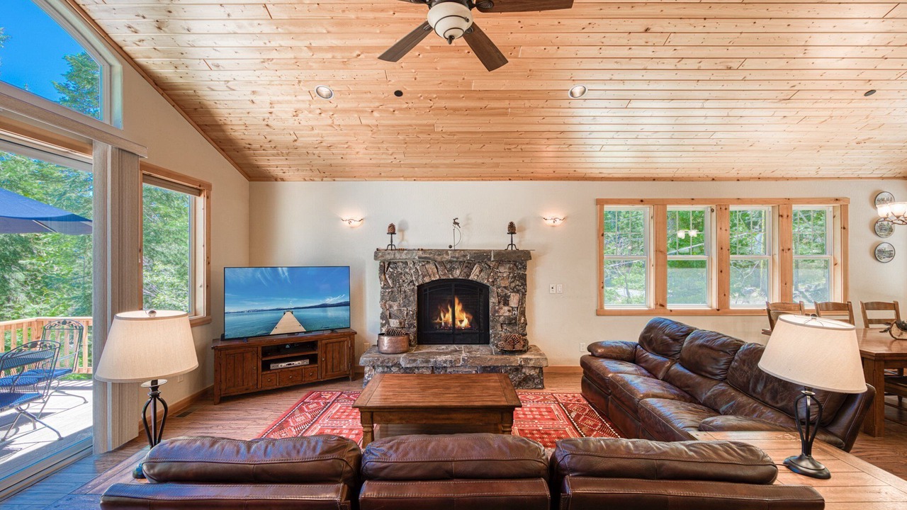 Photo of Livingroom in Homewood
