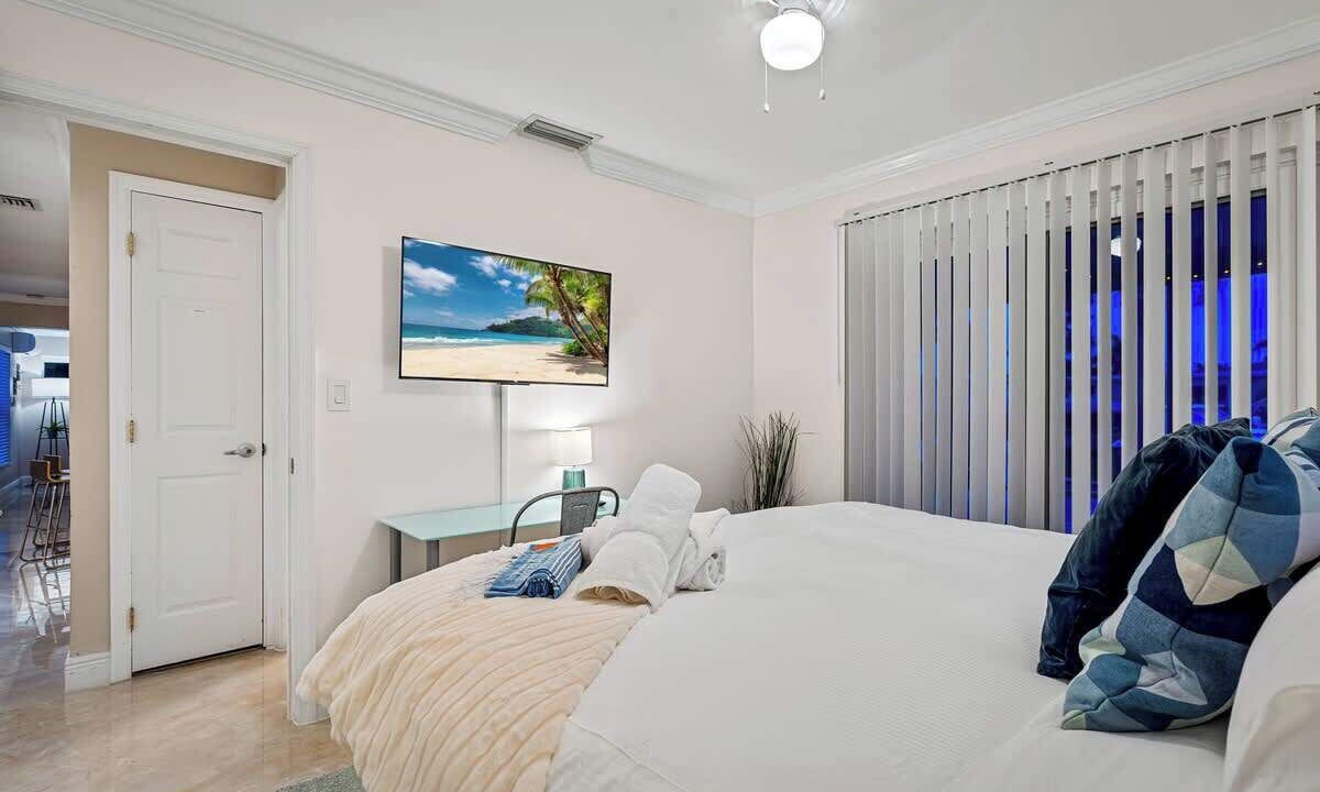 Photo of Bedroom in Garden Isles