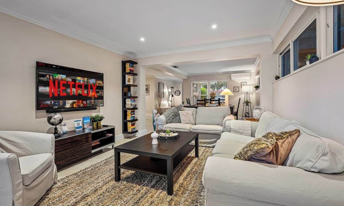Photo of Livingroom in Garden Isles