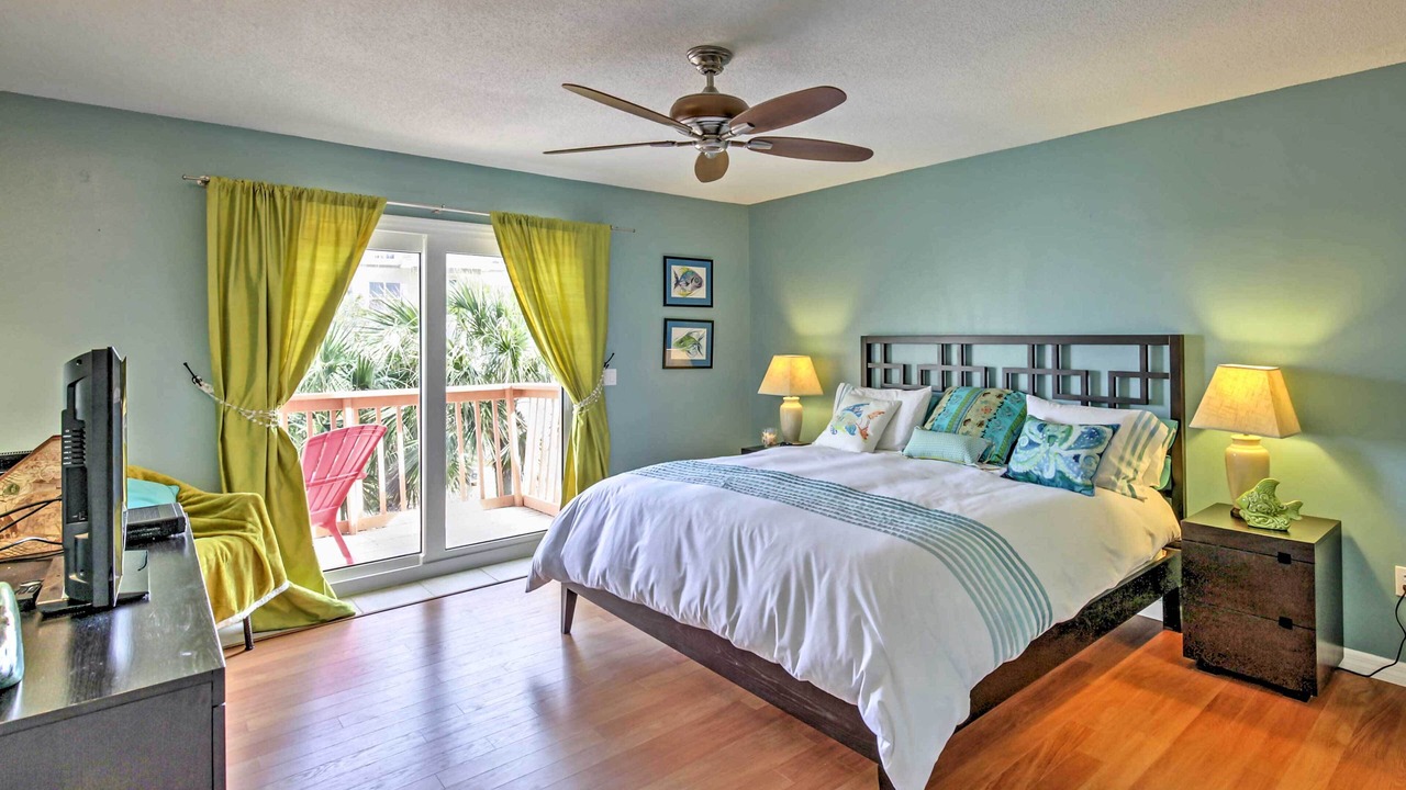 Photo of Bedroom in Butler Beach