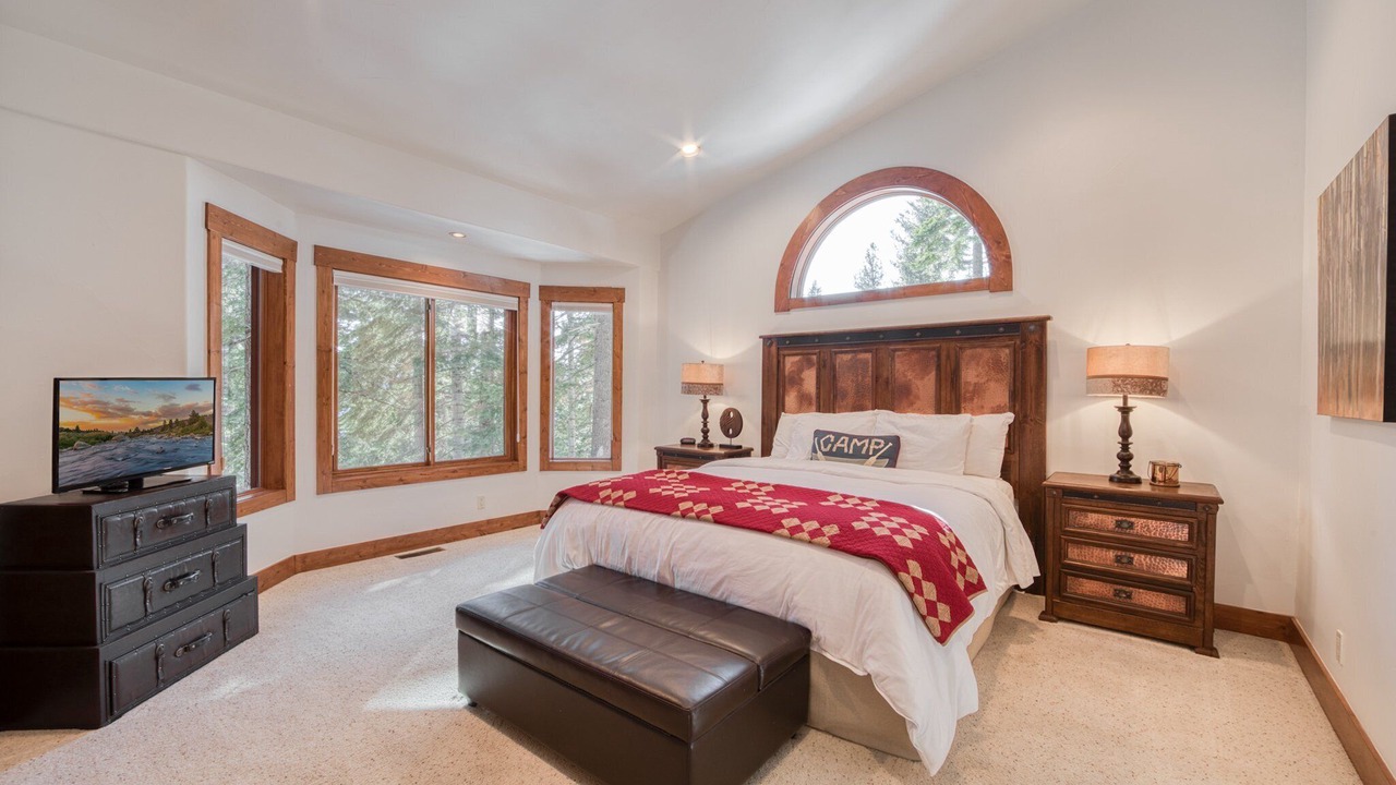 Photo of Bedroom in Ridgewood