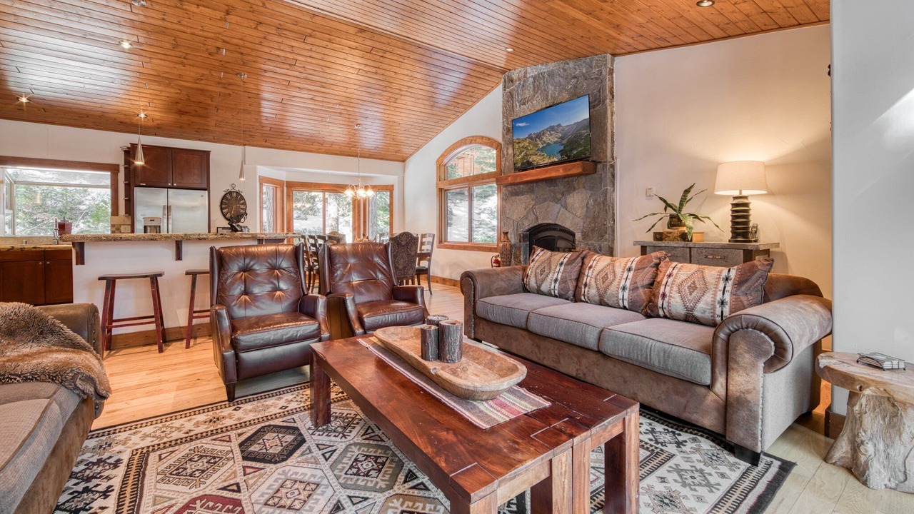 Photo of Livingroom in Ridgewood