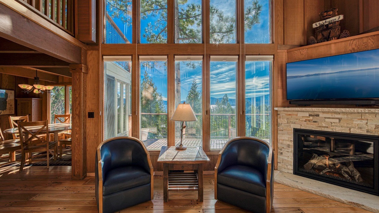 Photo of Livingroom in Lake Forest