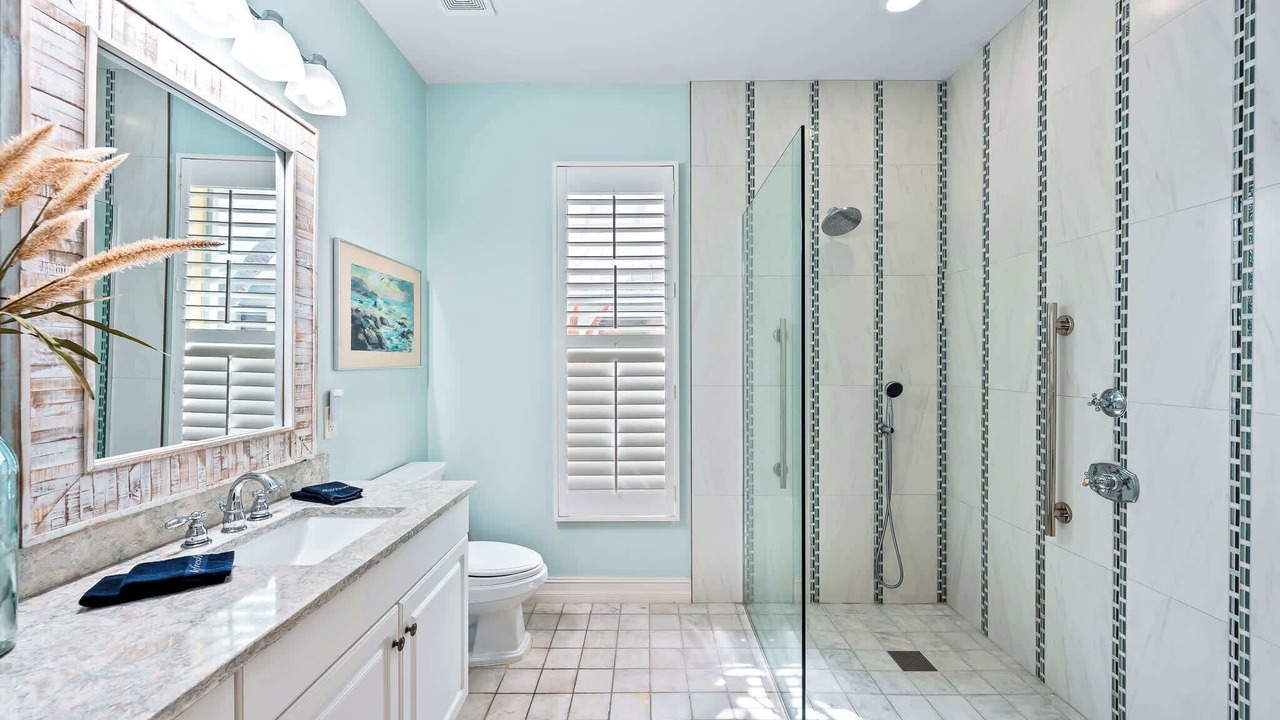 Photo of Bathroom in Naples Park