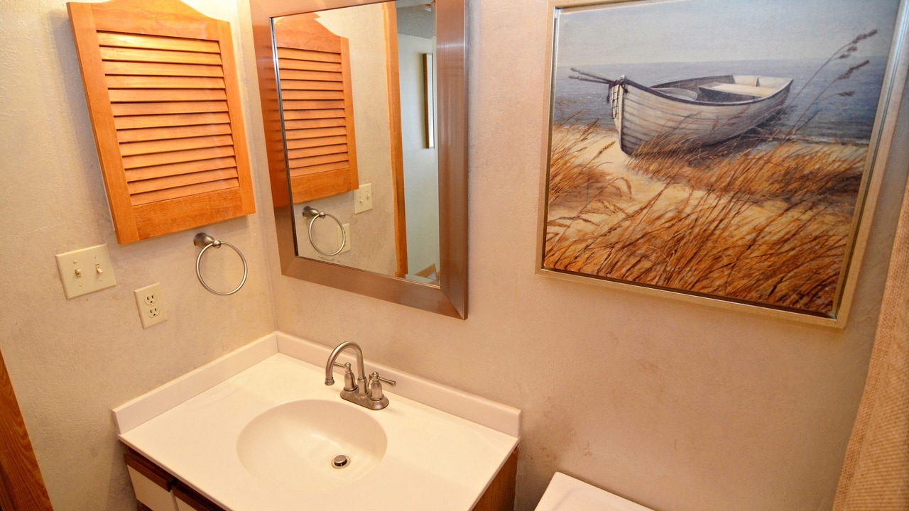 Photo of Bathroom in Topsail Beach