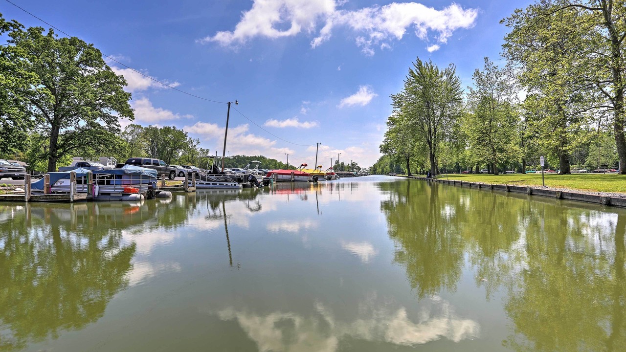 Photo of Others in Lakeview