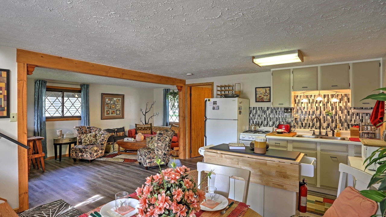 Photo of Bedroom in Lakeview