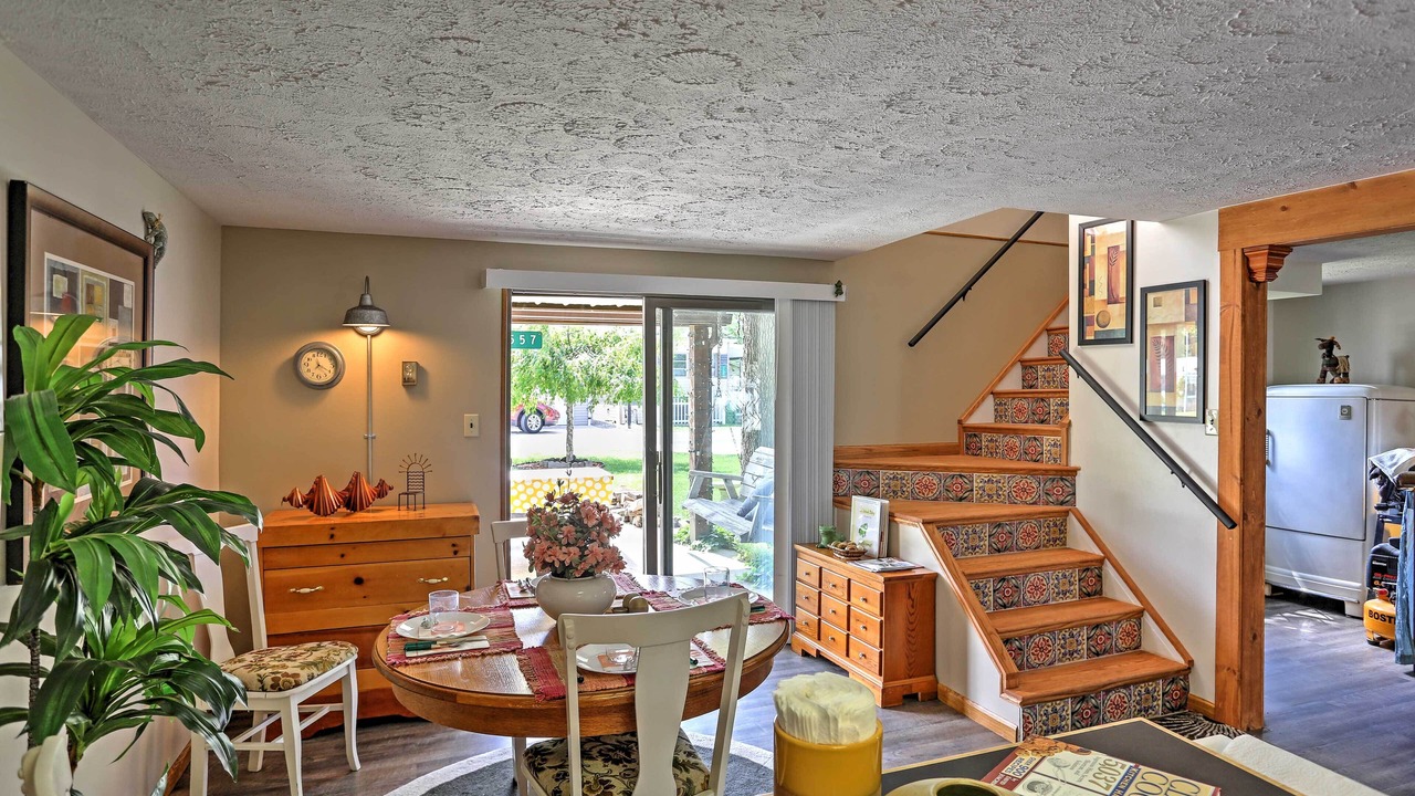 Photo of Bedroom in Lakeview