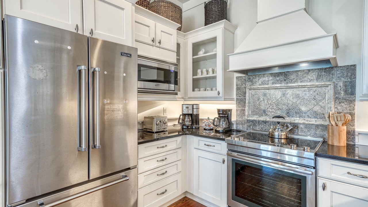 Photo of Others in Delos