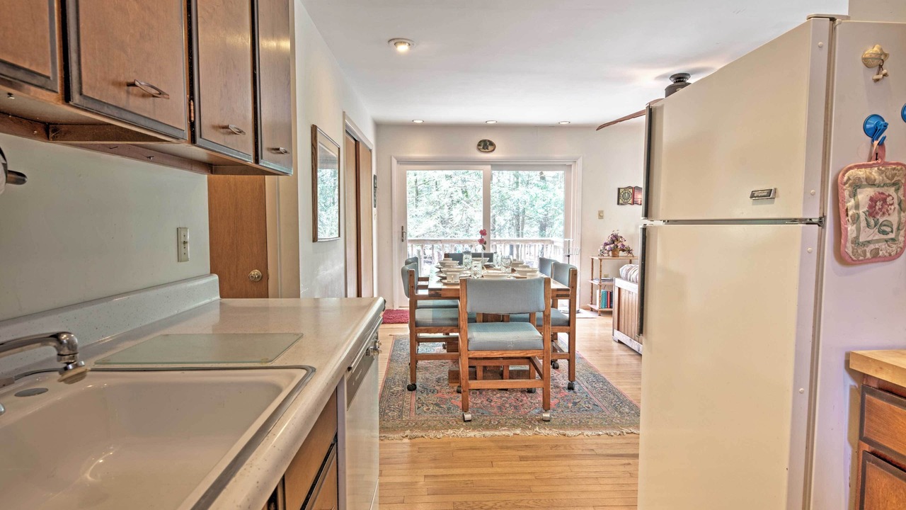 Photo of Kitchen in Pocono Lake