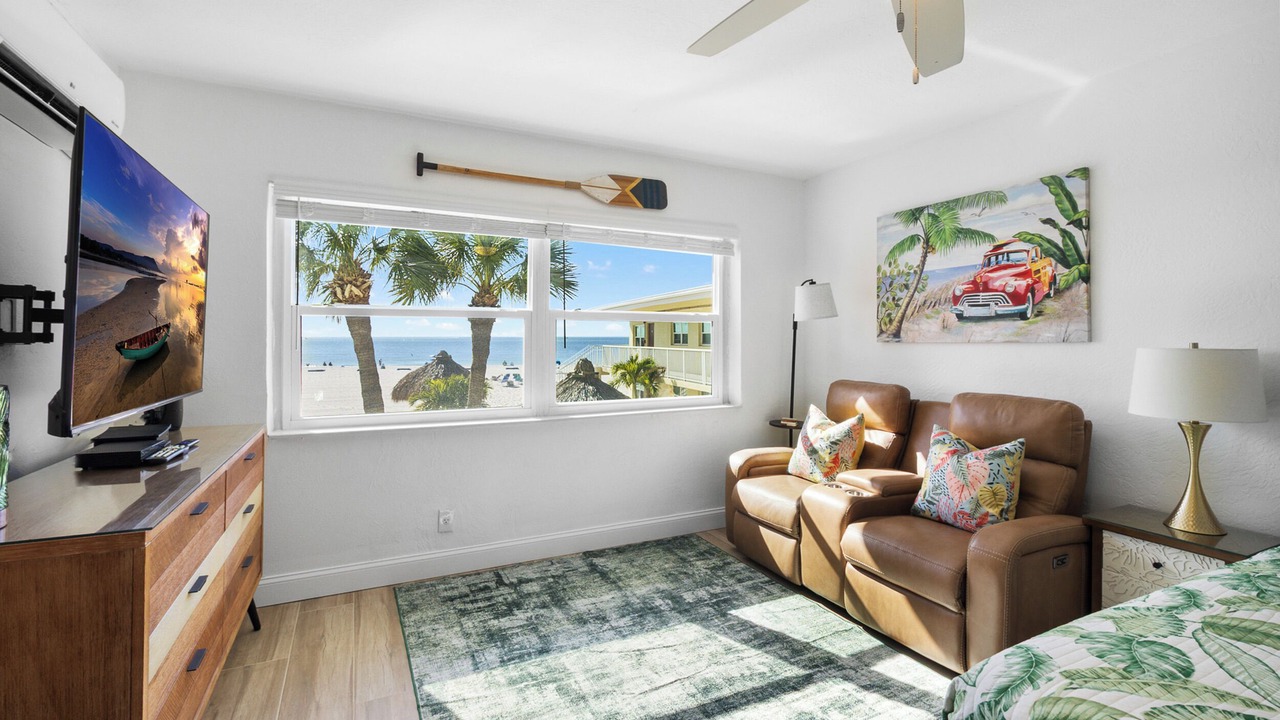 Photo of Livingroom in Madeira Beach