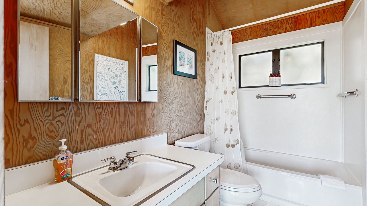 Photo of Bathroom in Sea Ranch