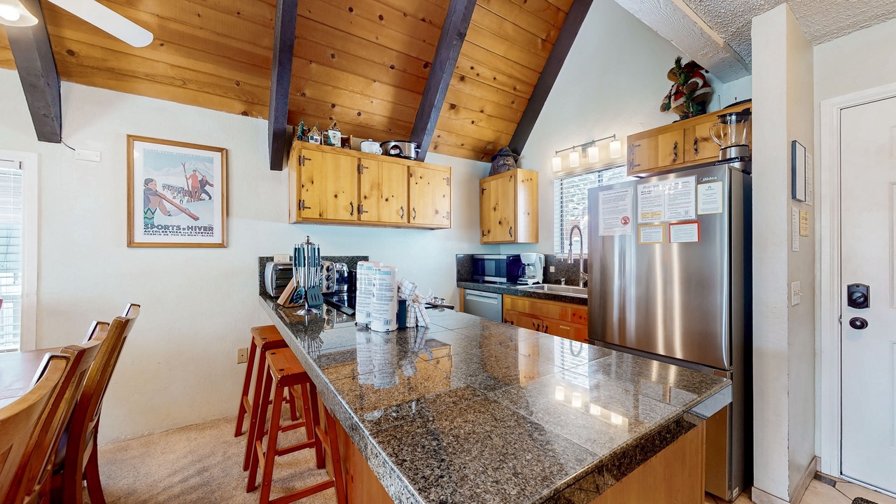 Photo of Kitchen in Mammoth Lakes