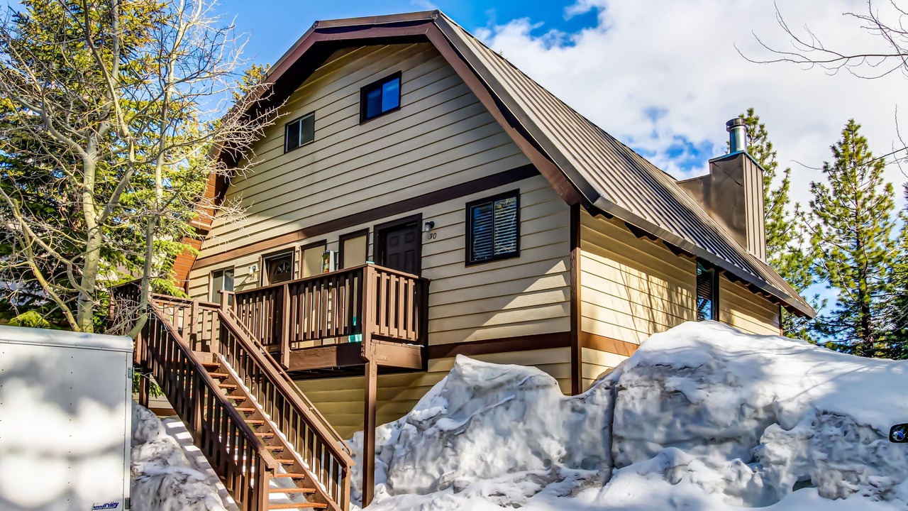 Photo of Outdoor in Mammoth Lakes
