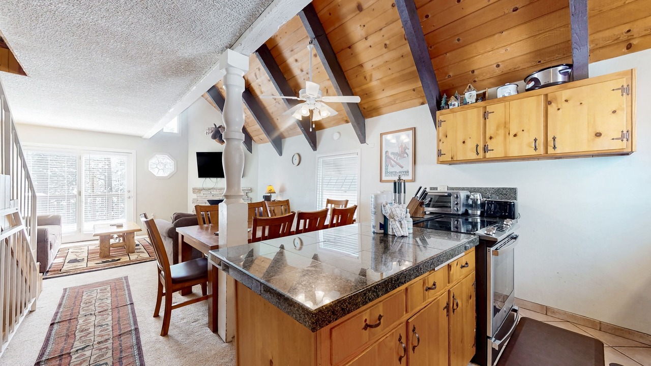 Photo of Kitchen in Mammoth Lakes