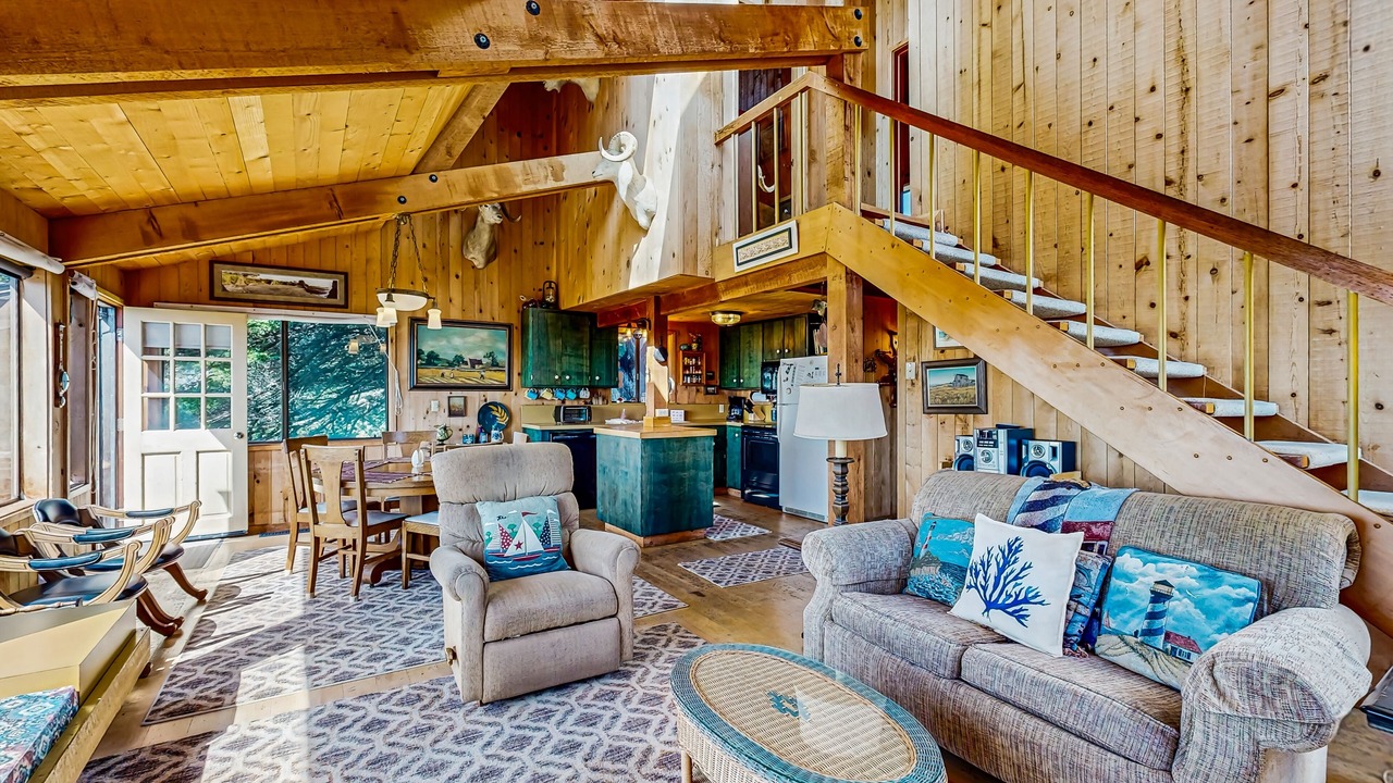 Photo of Livingroom in Sea Ranch
