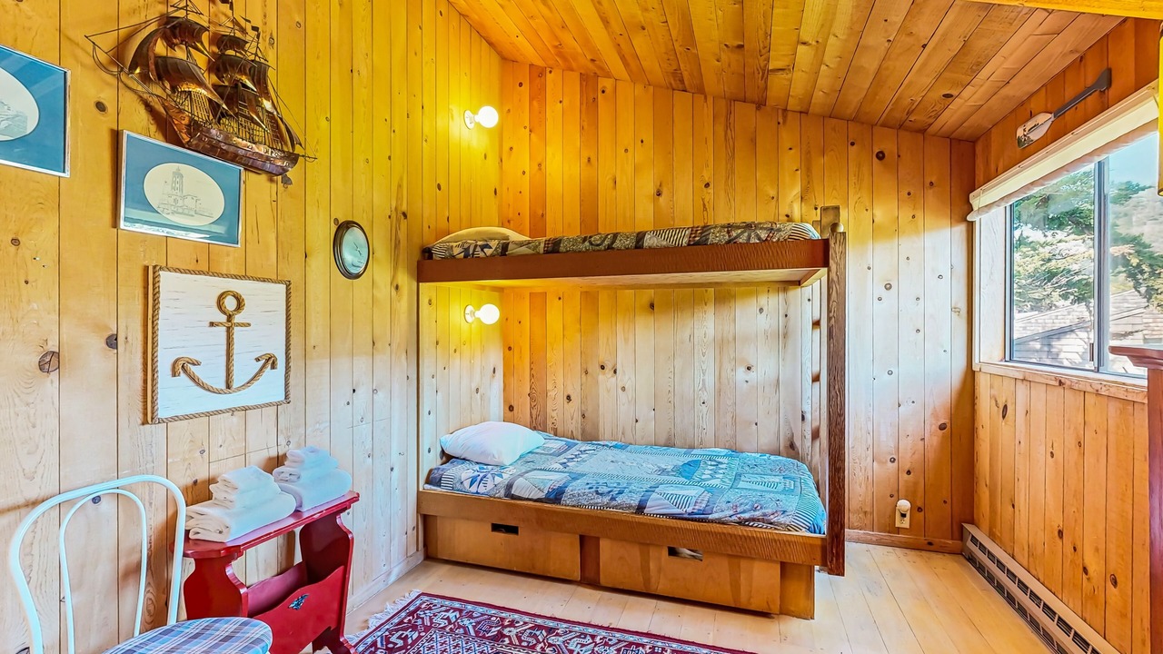 Photo of Bedroom in Sea Ranch