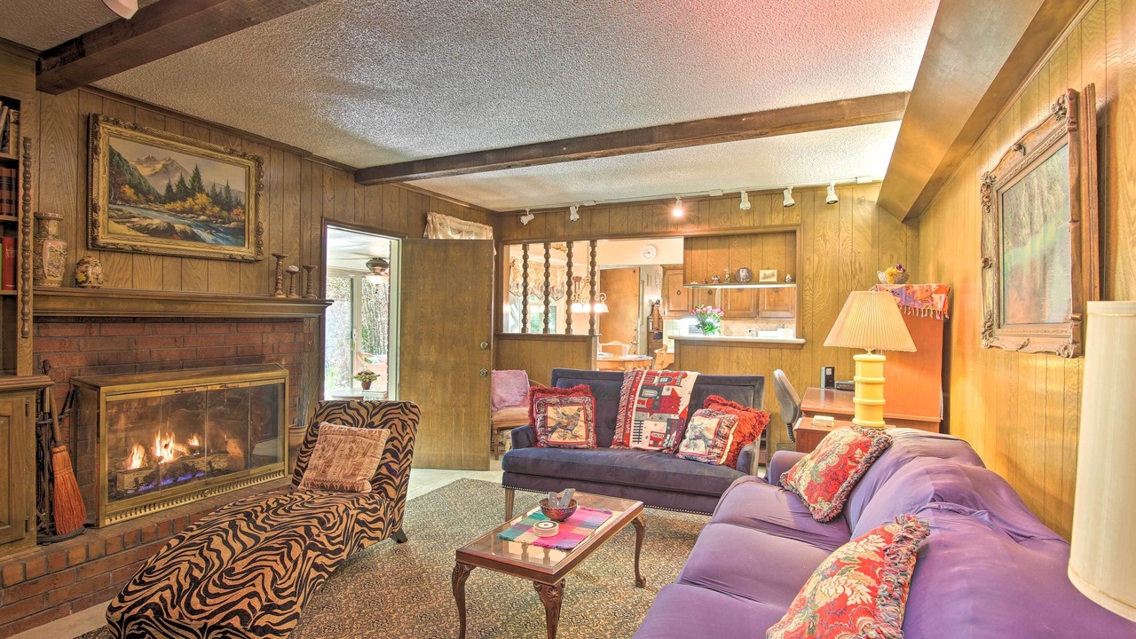 Photo of Livingroom in South Tulsa