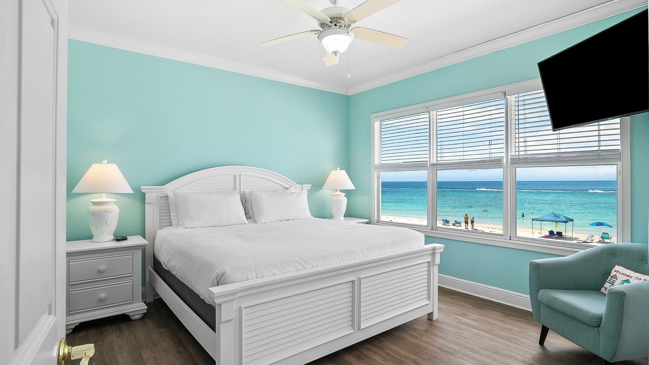 Photo of Bedroom in Bradenton Beach