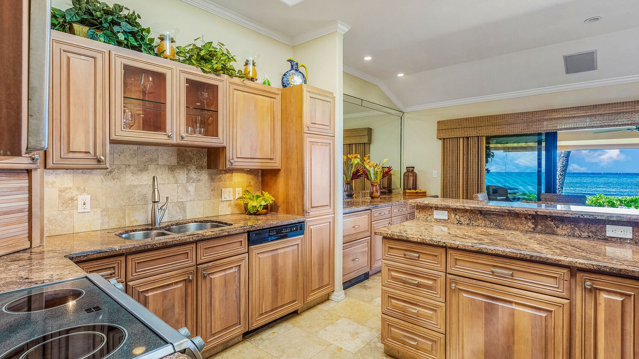 Photo of Kitchen in Downtown Lahaina