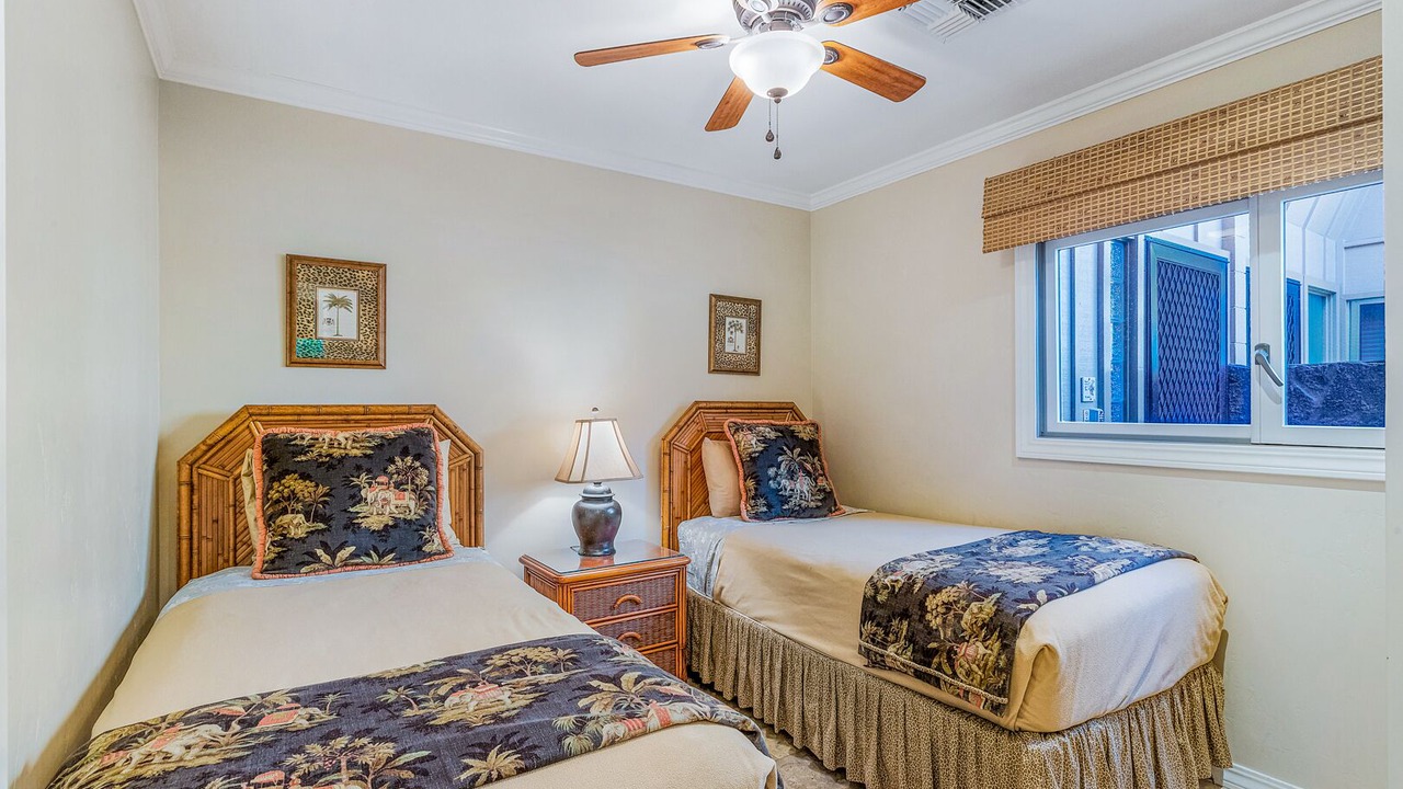 Photo of Bedroom in Downtown Lahaina