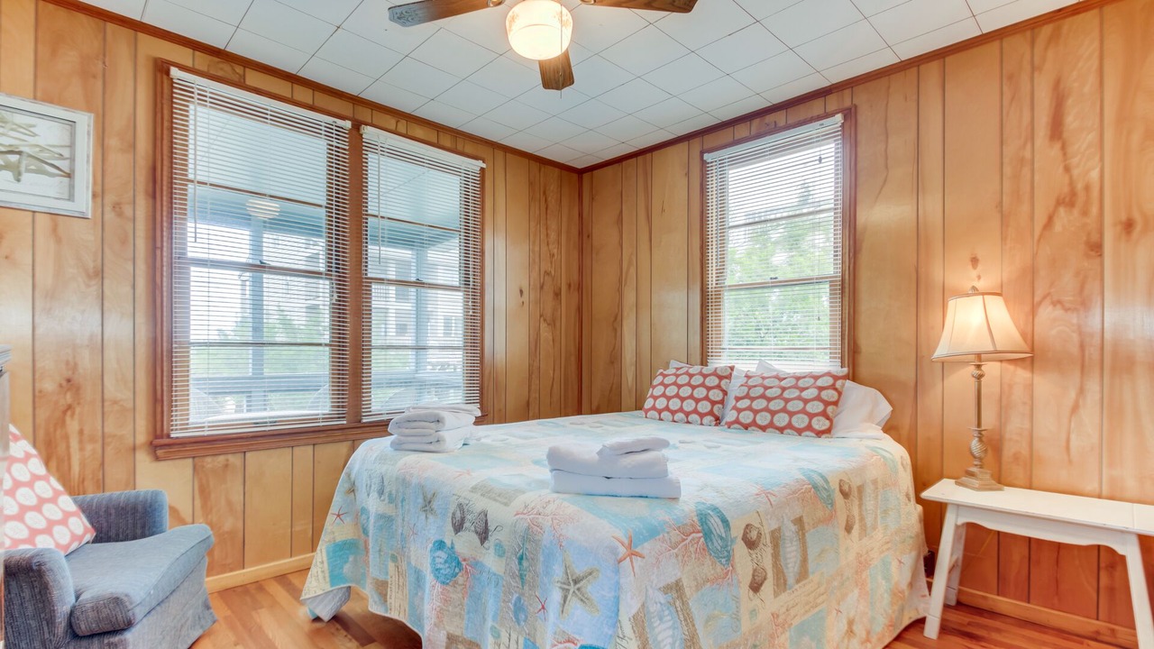 Photo of Bedroom in Pawleys Island