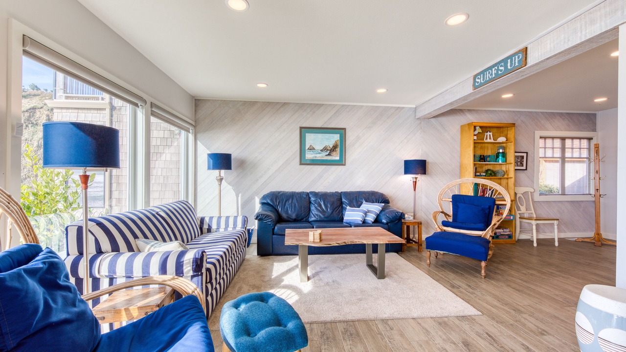 Photo of Livingroom in Oceanside