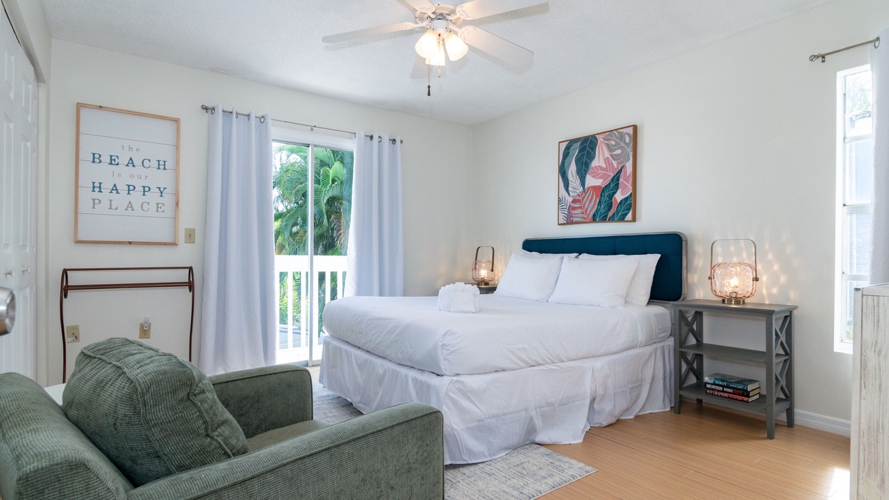 Photo of Bedroom in Bradenton Beach