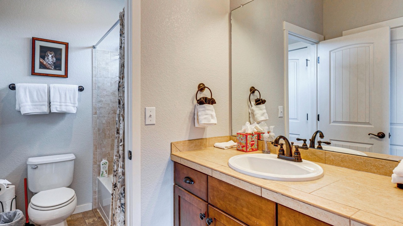 Photo of Bathroom in Silvercreek