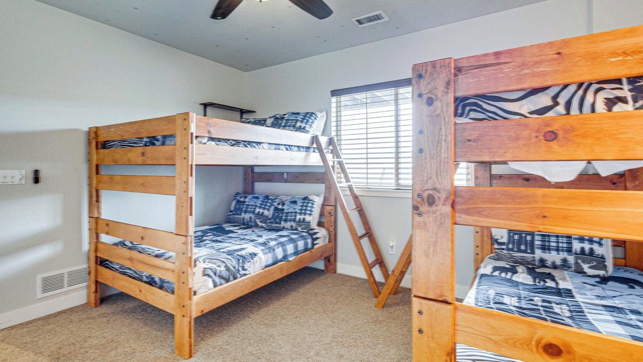 Photo of Bedroom in Silvercreek