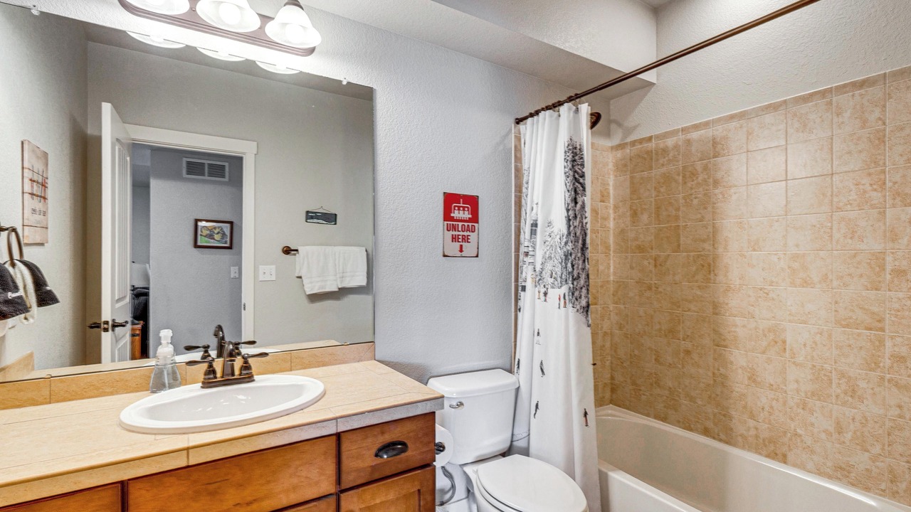 Photo of Bathroom in Silvercreek