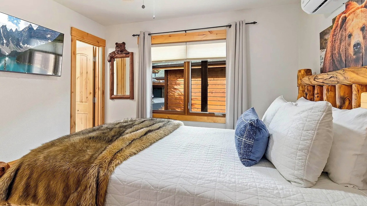 Photo of Bedroom in Estes Park
